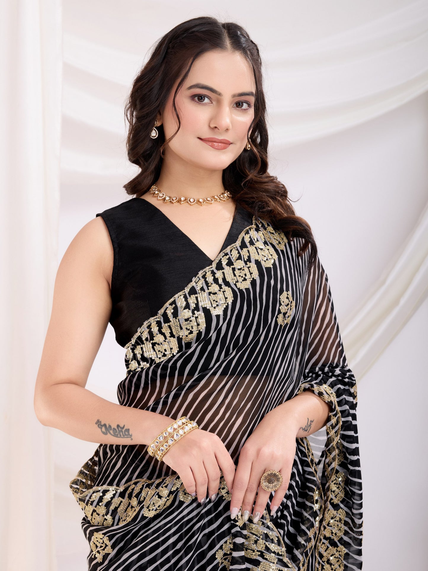 SAREE