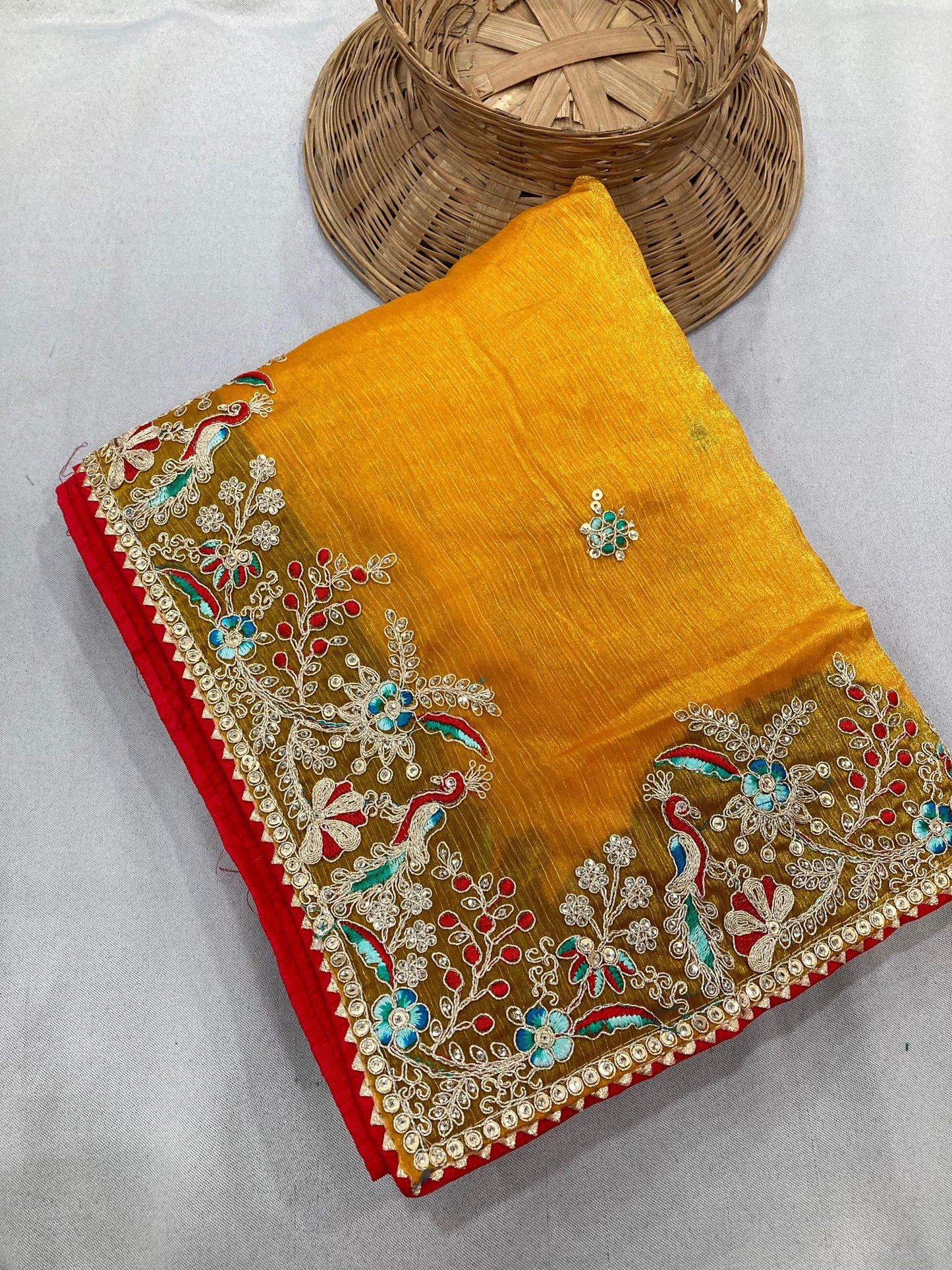 SAREE