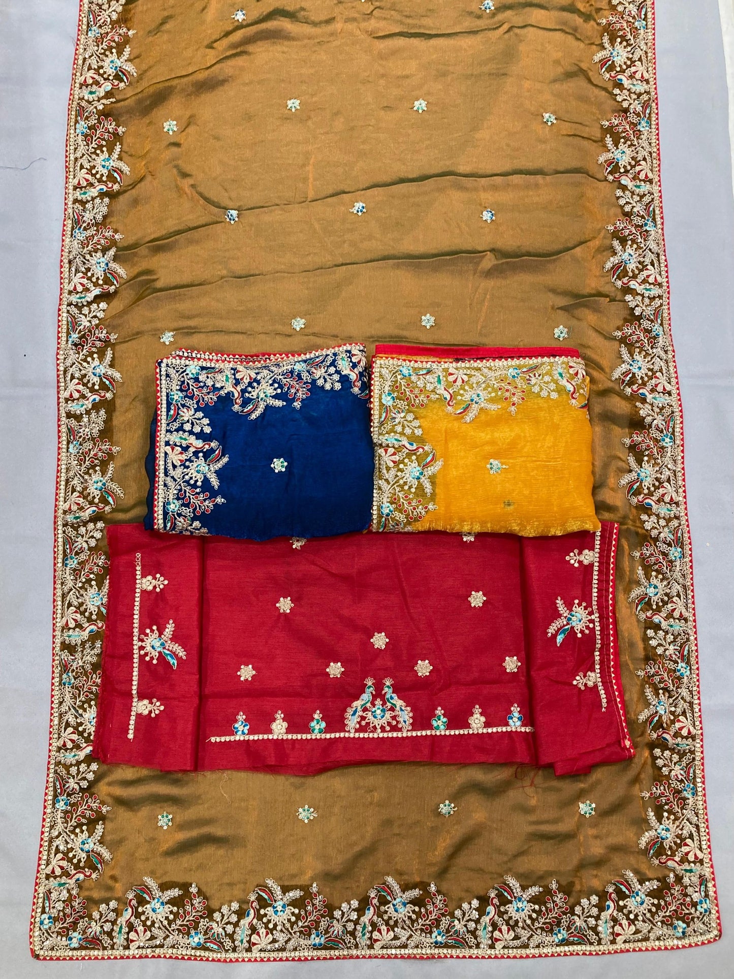 SAREE