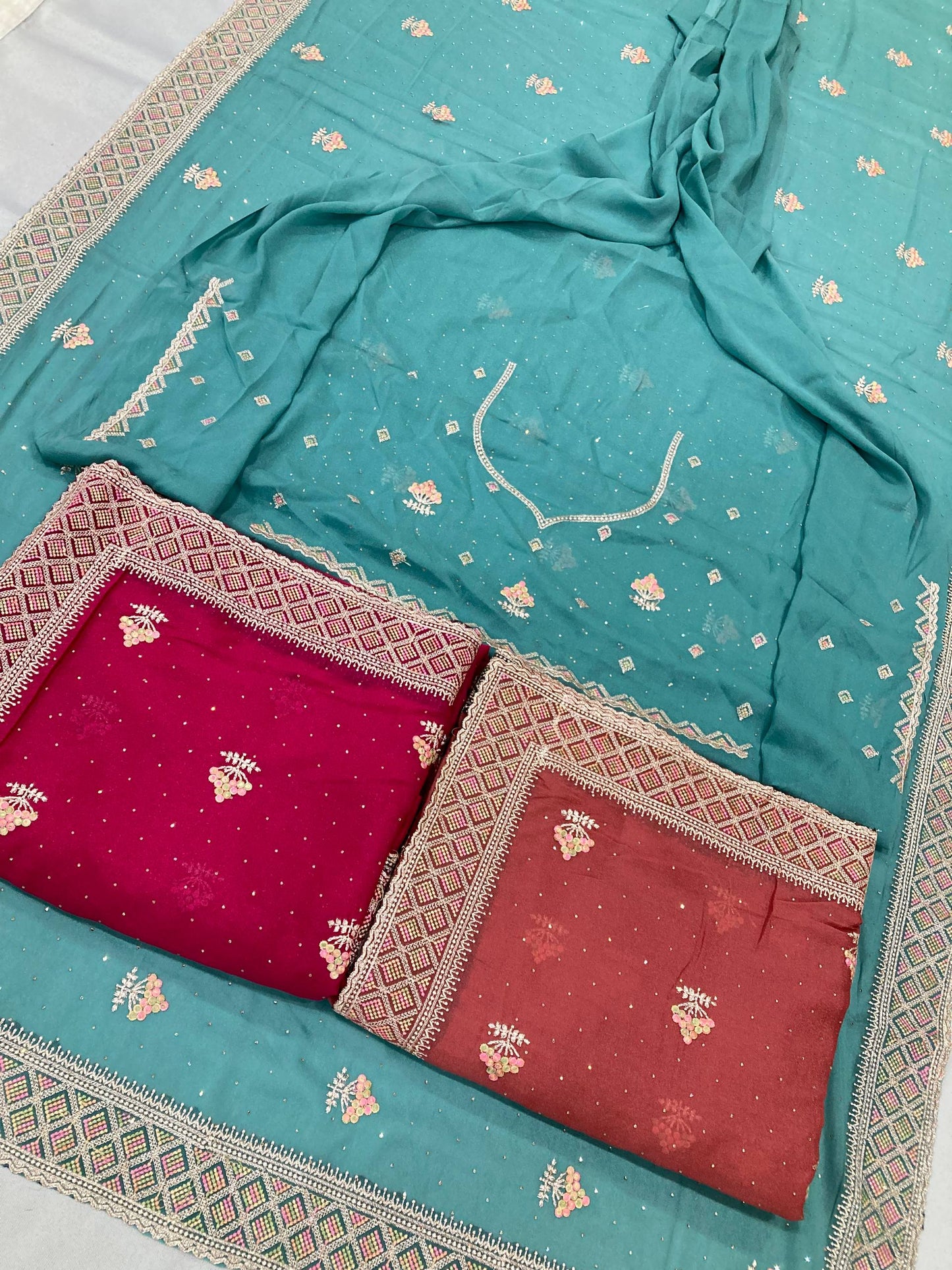 SAREE
