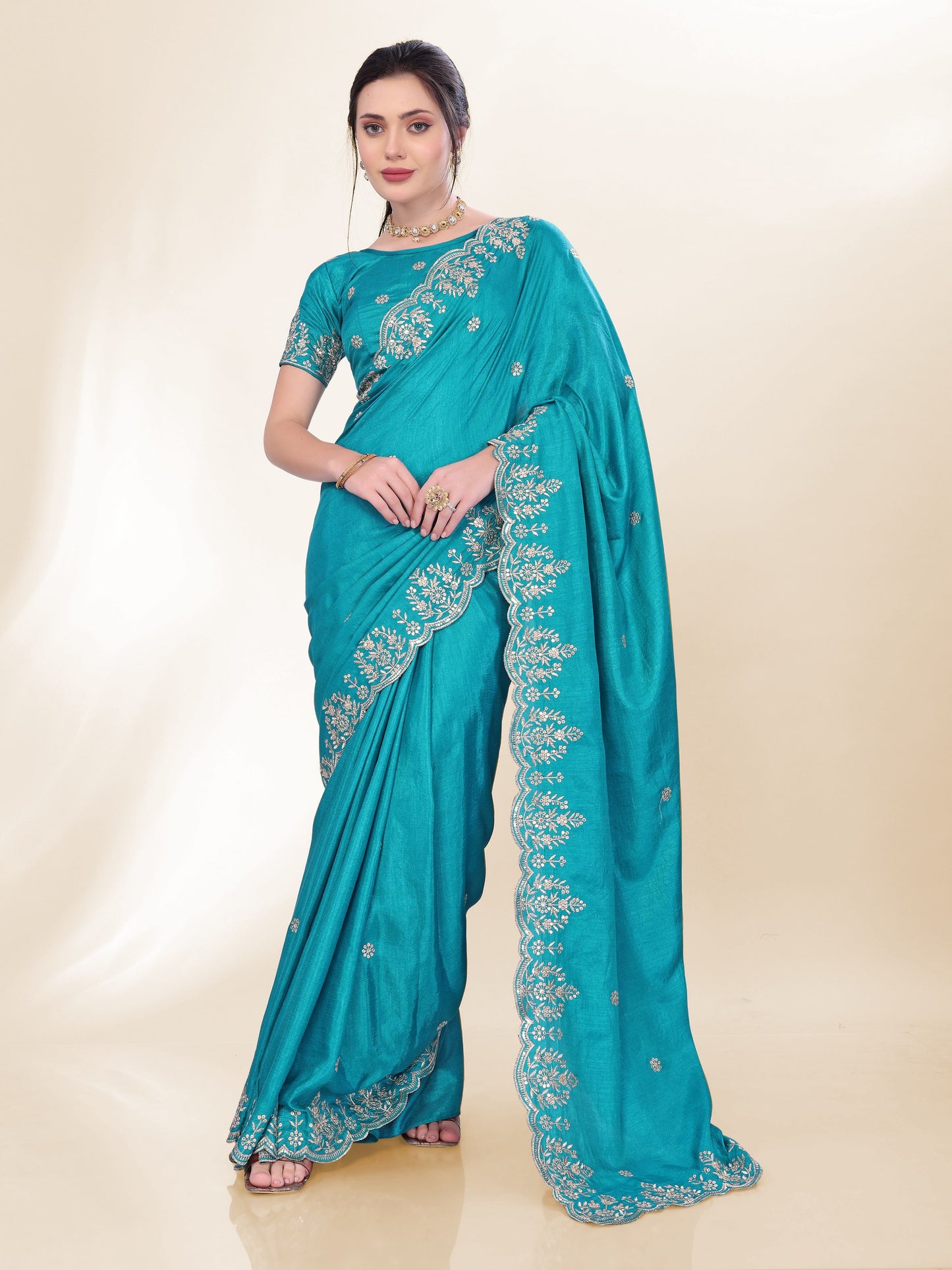 SAREE