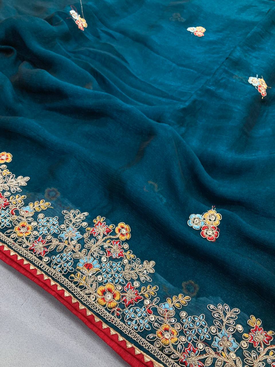 SAREE