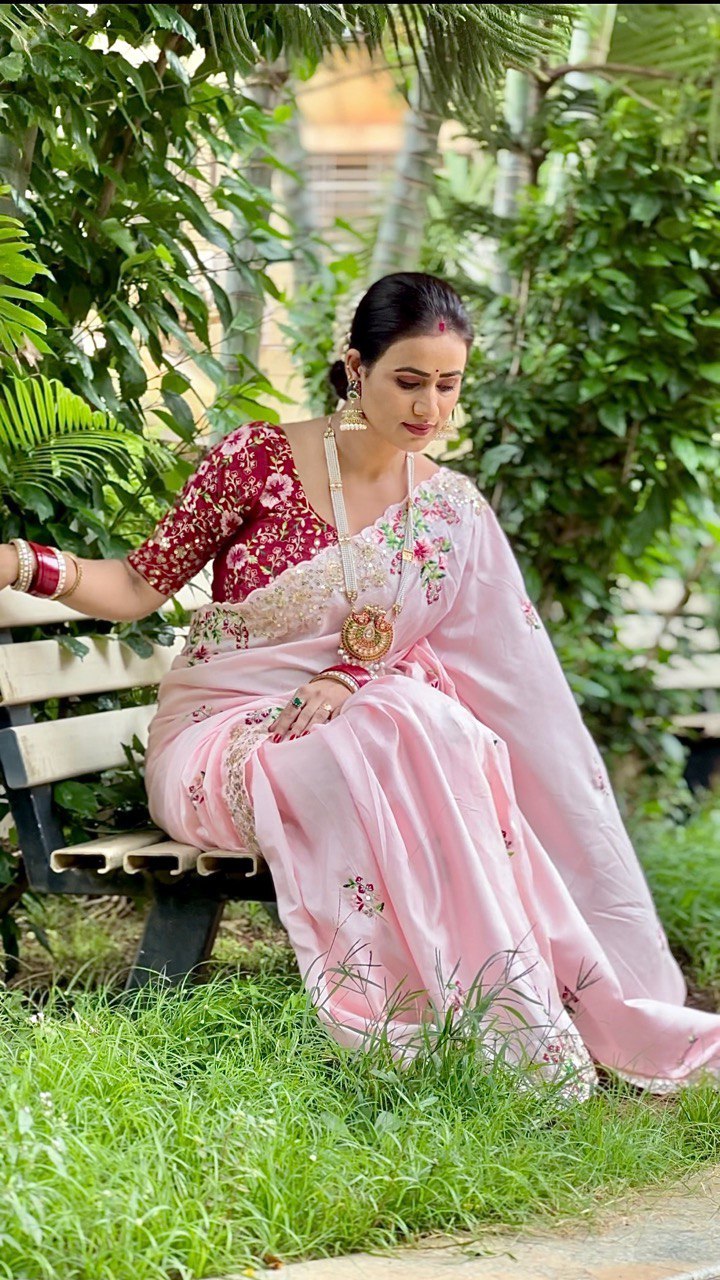 SAREE