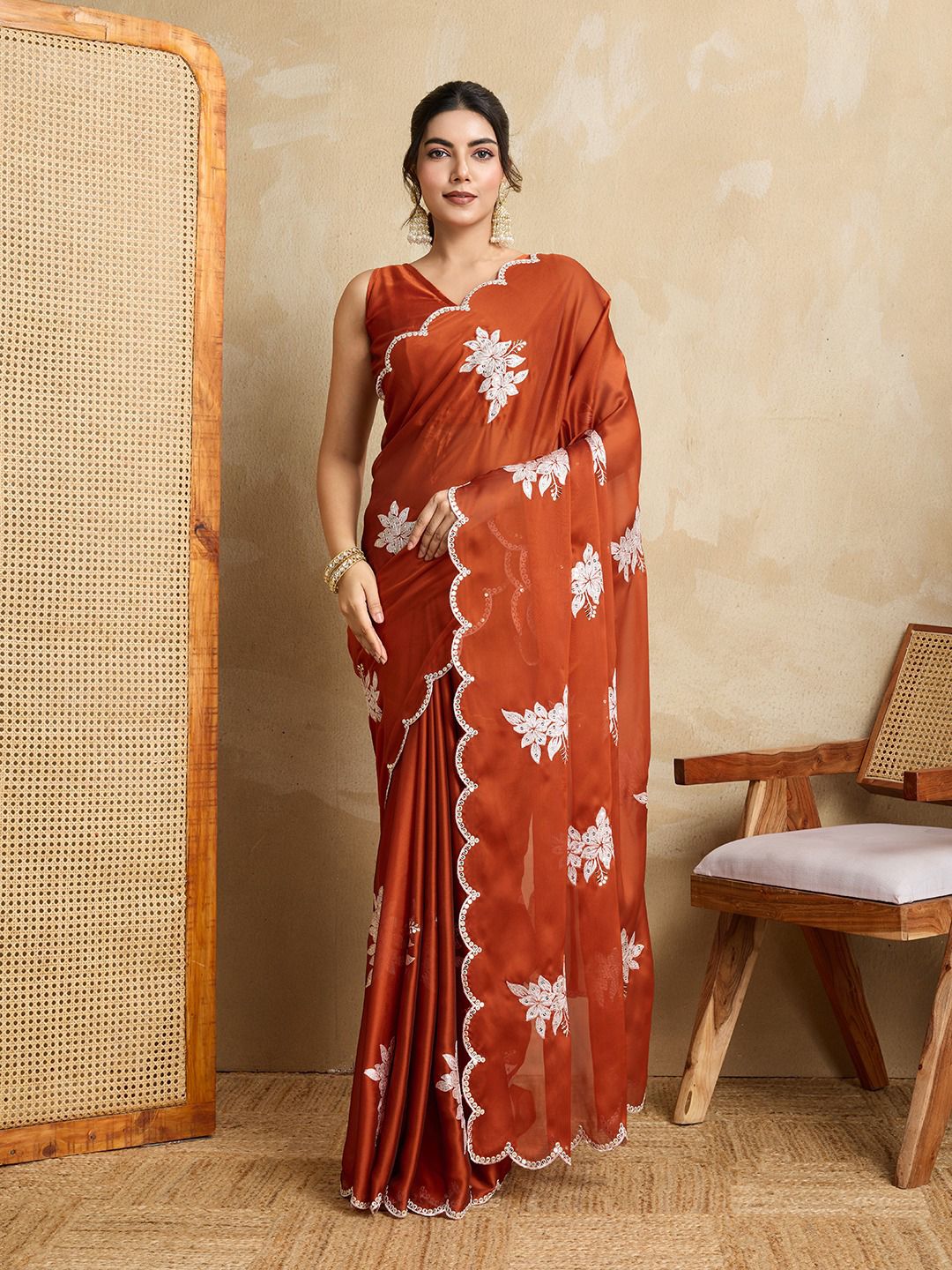 SAREE