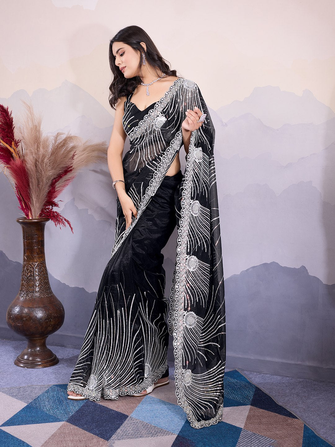 SAREE