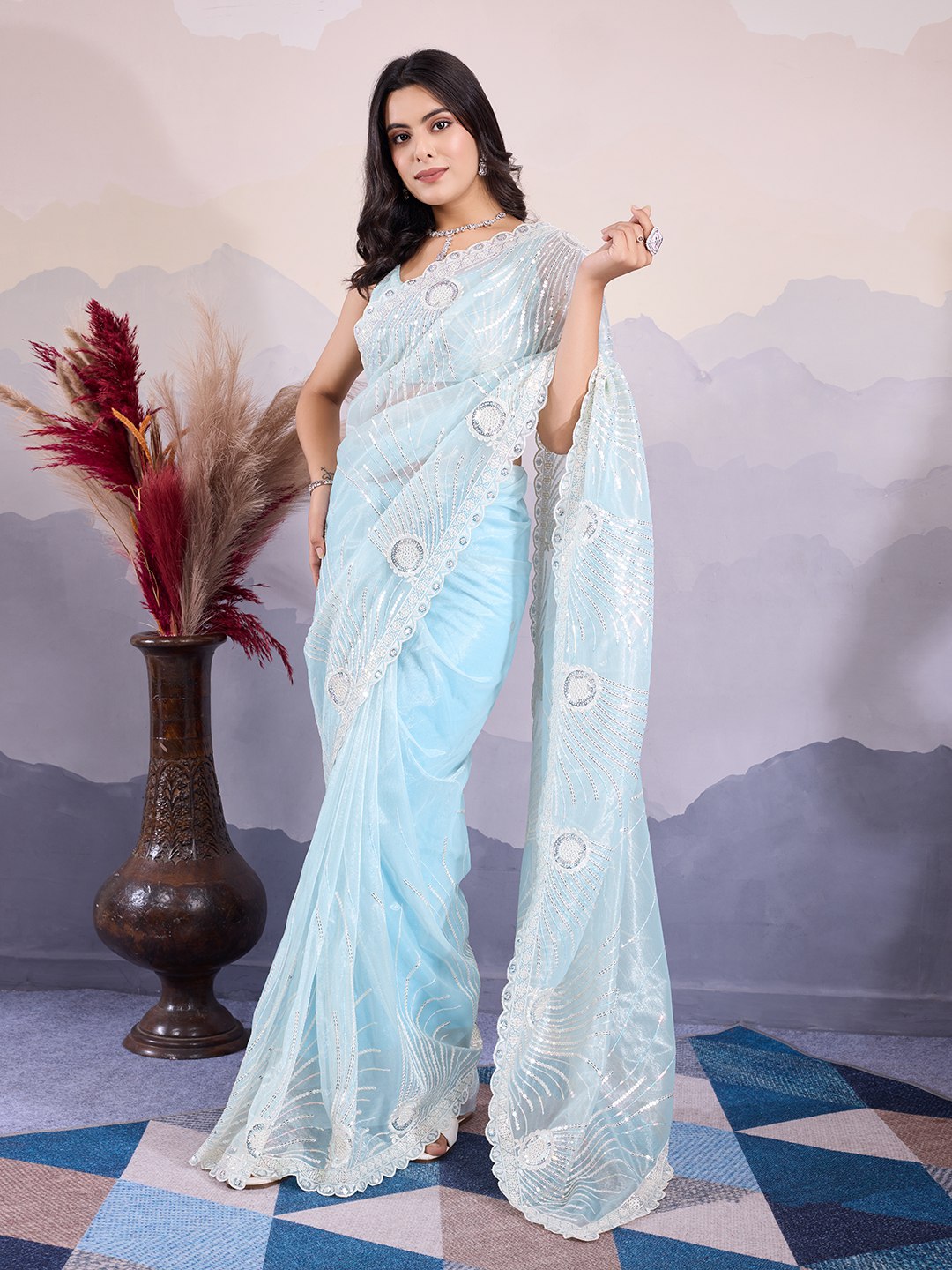 SAREE