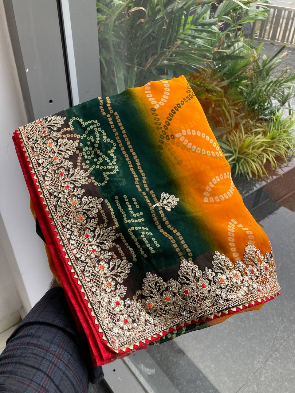 SAREE