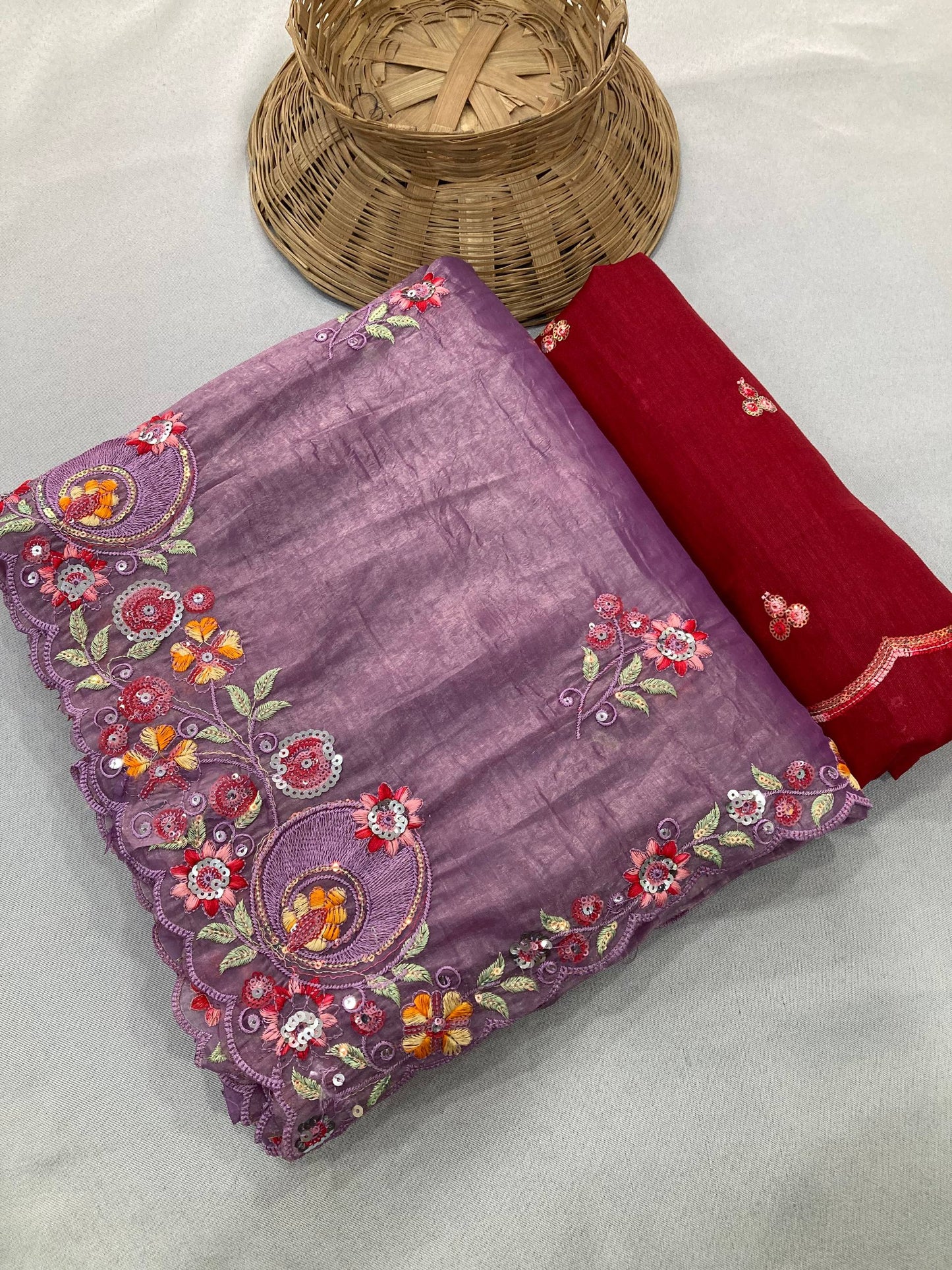 SAREE