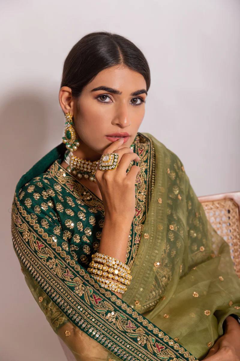 SAREE