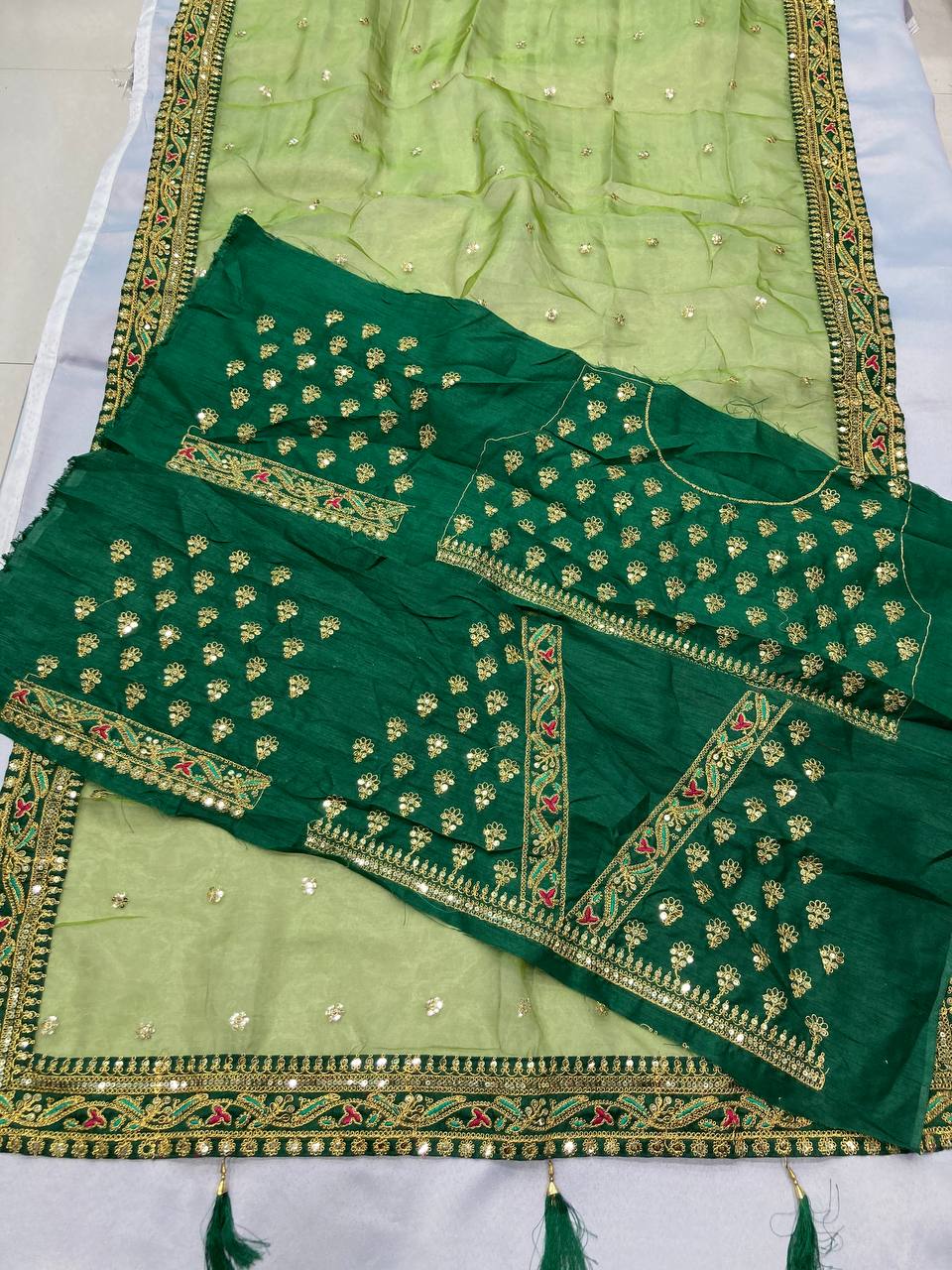 SAREE