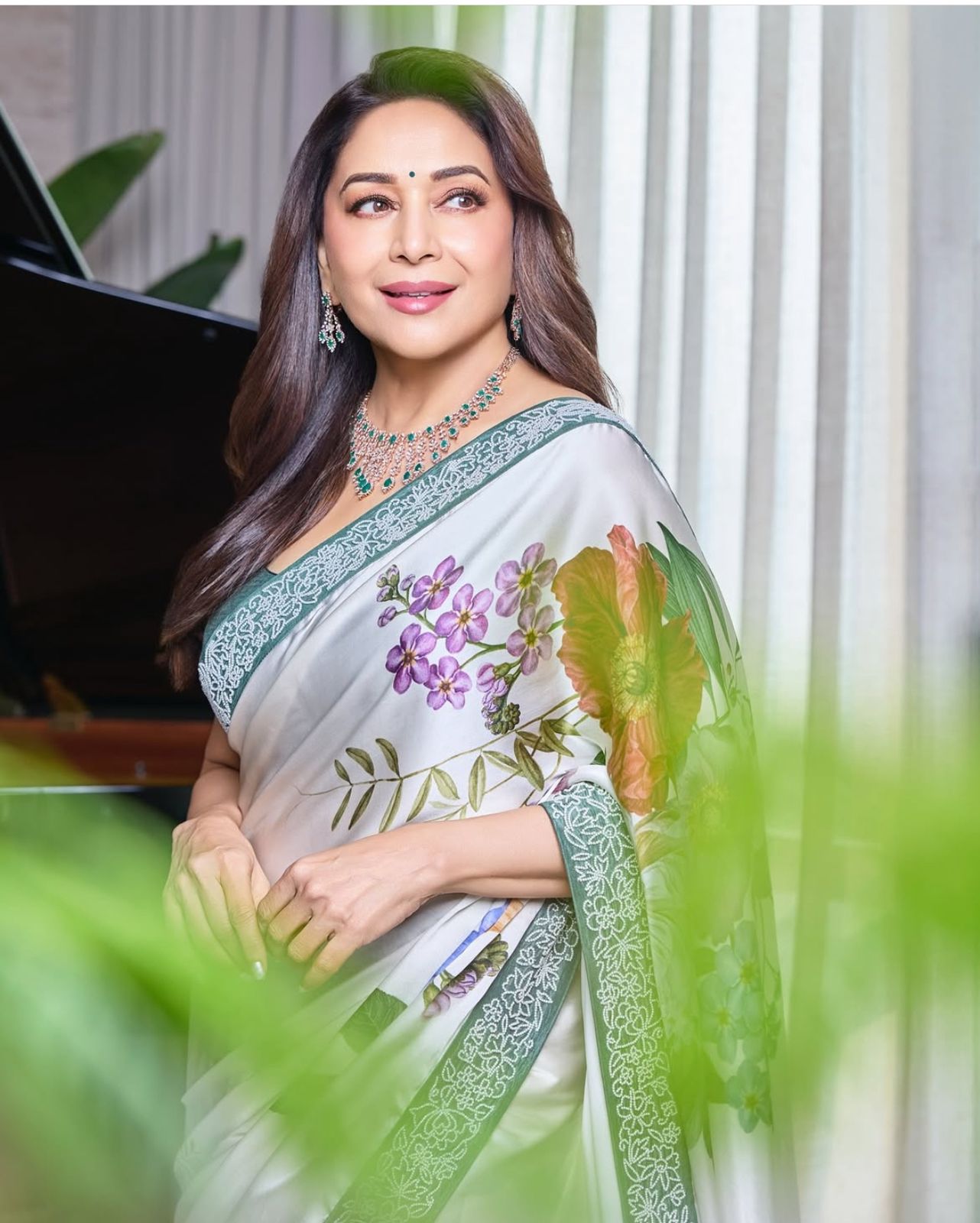 SAREE