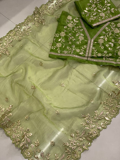 SAREE