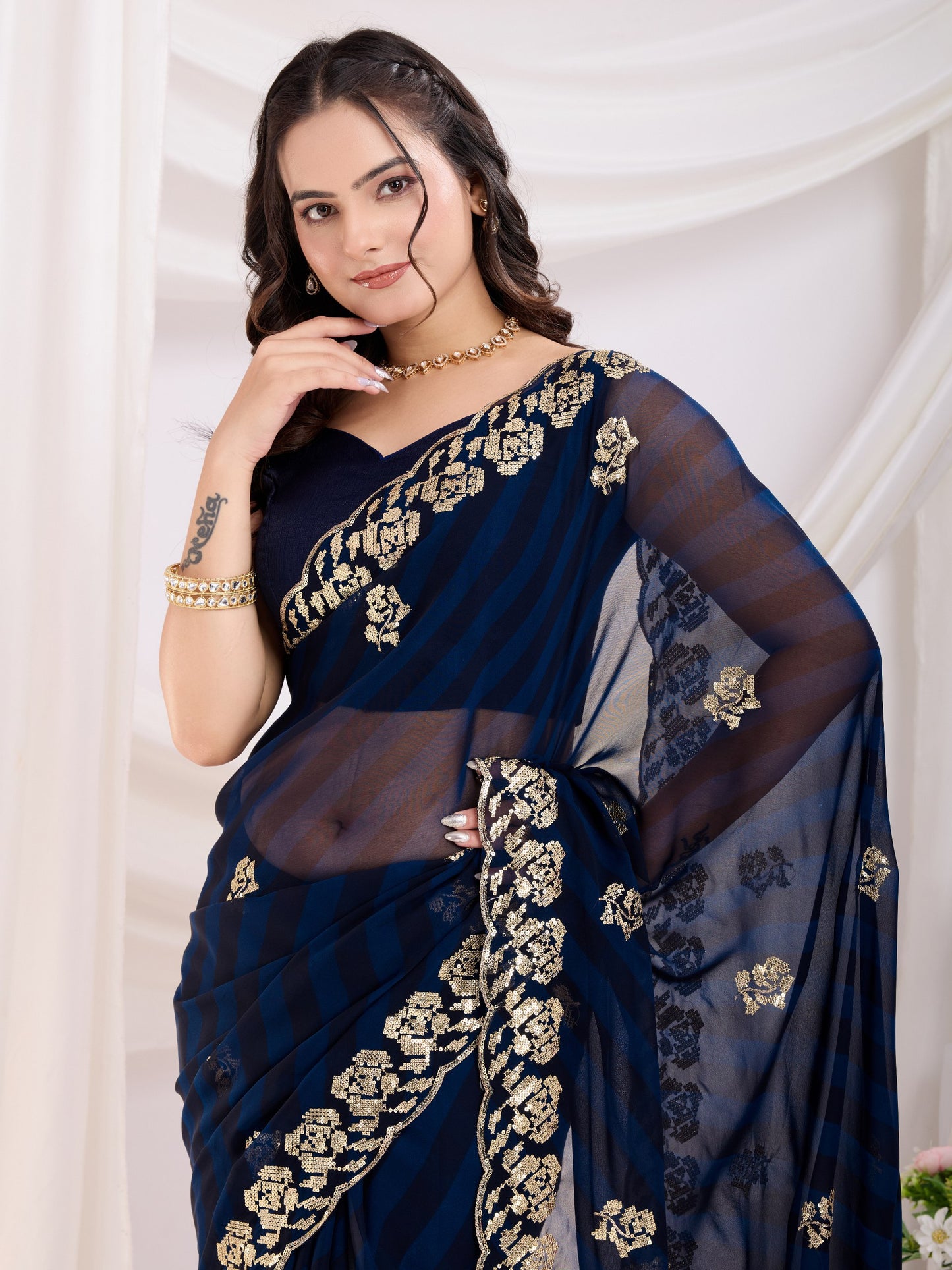 SAREE