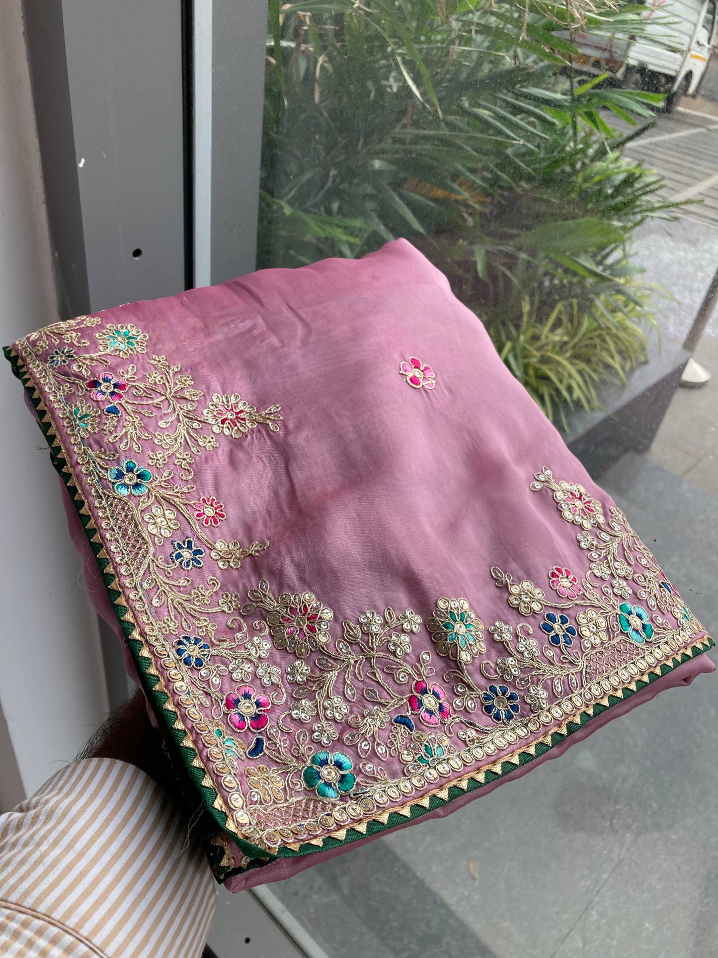 SAREE