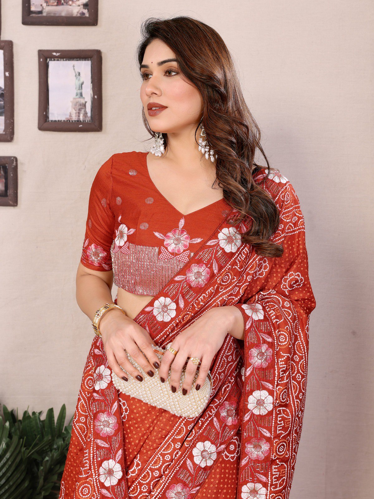 SAREE
