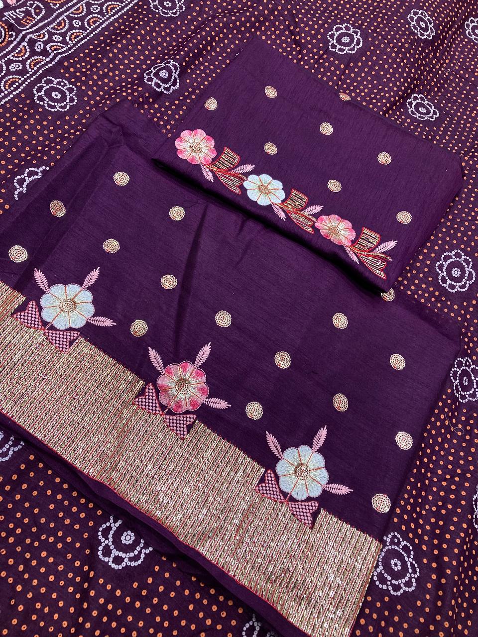 SAREE