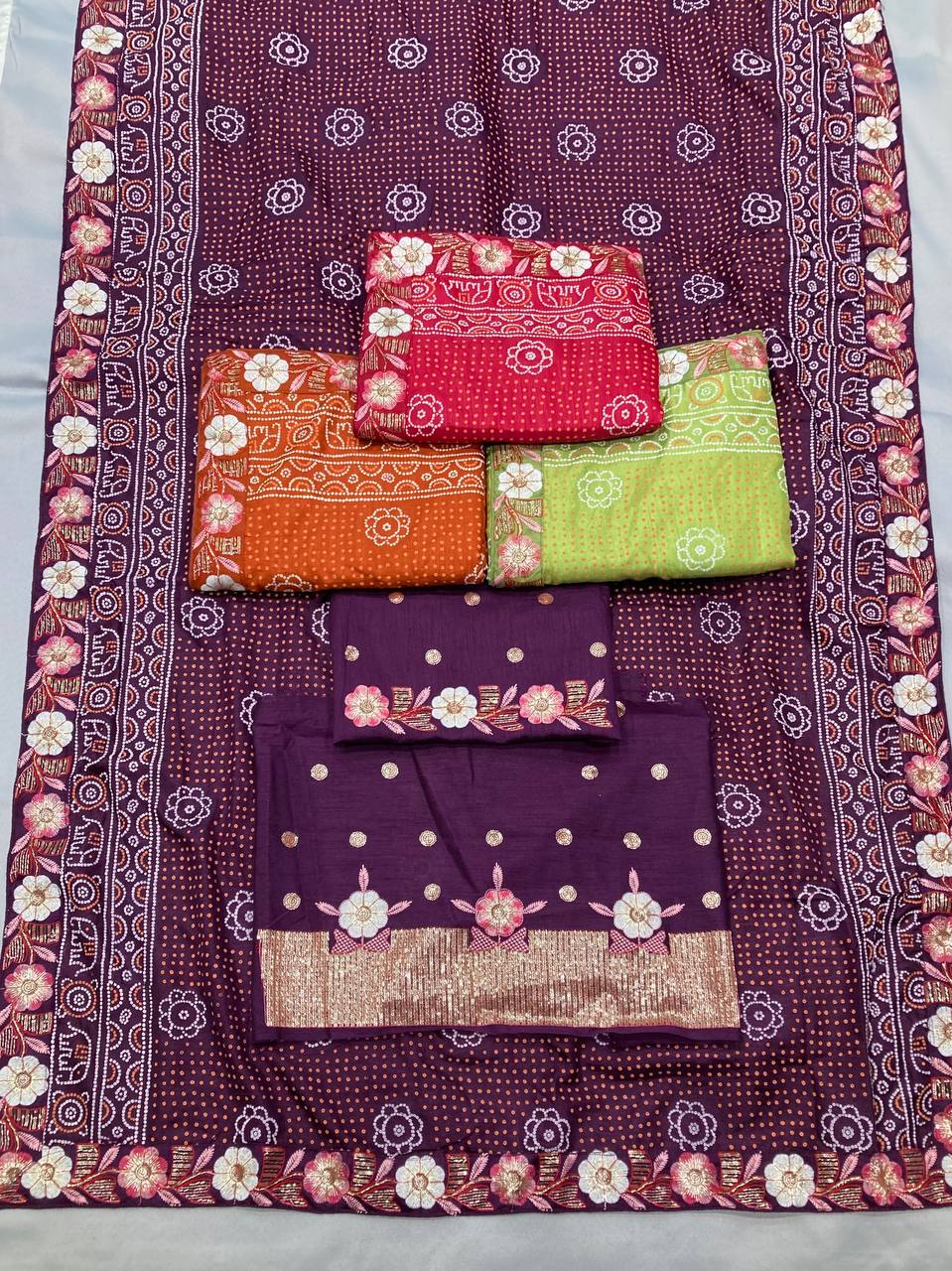 SAREE