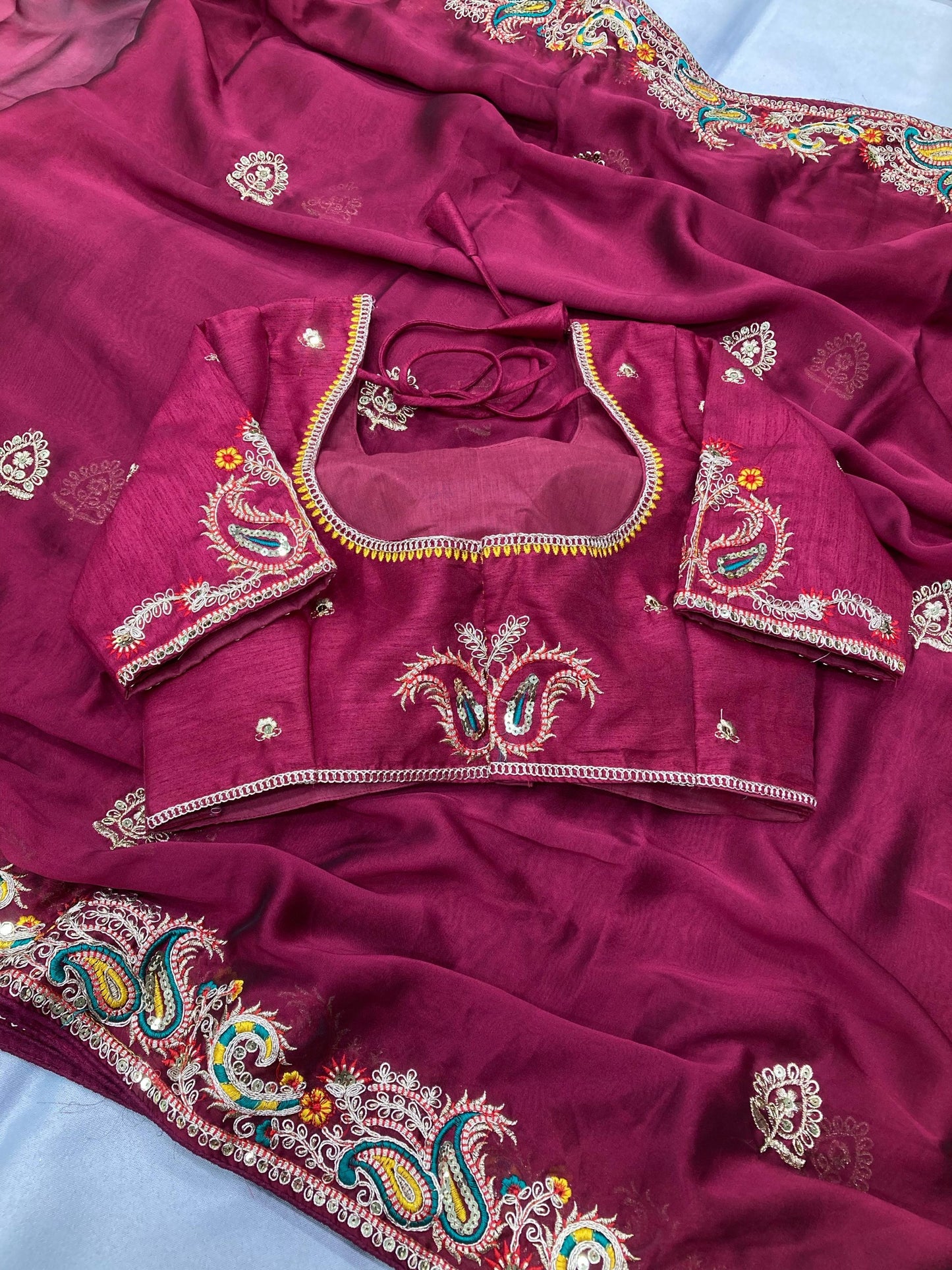 SAREE