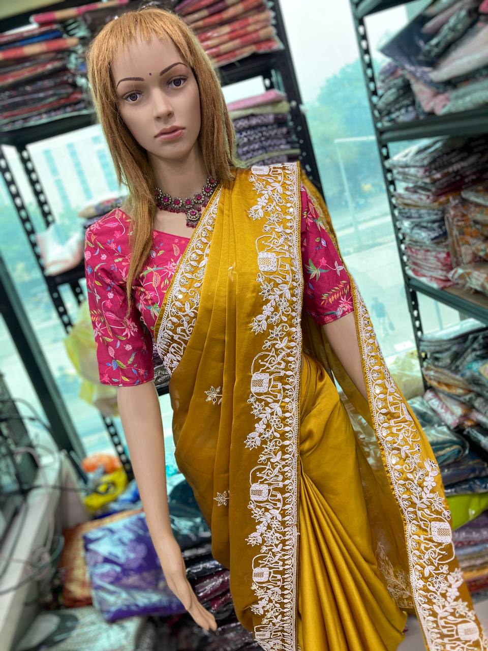 SAREE
