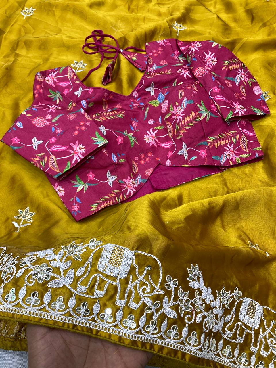 SAREE