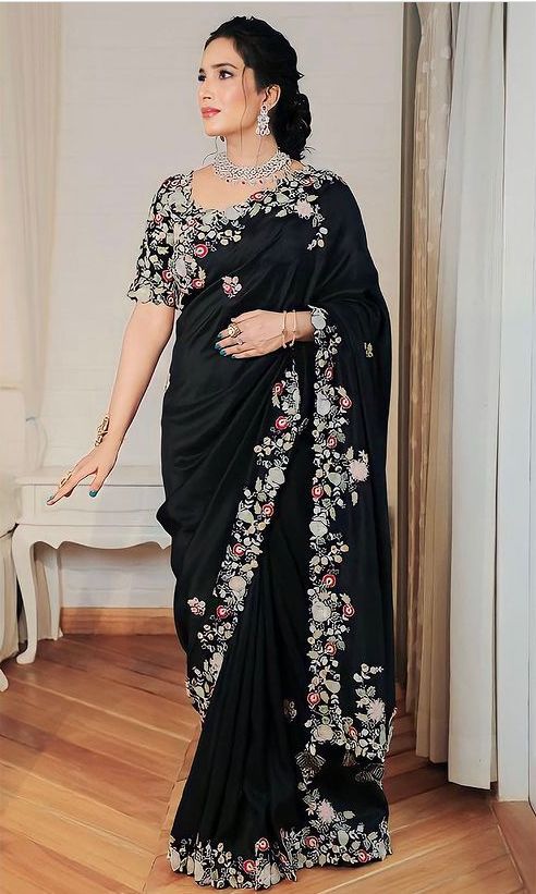 SAREE