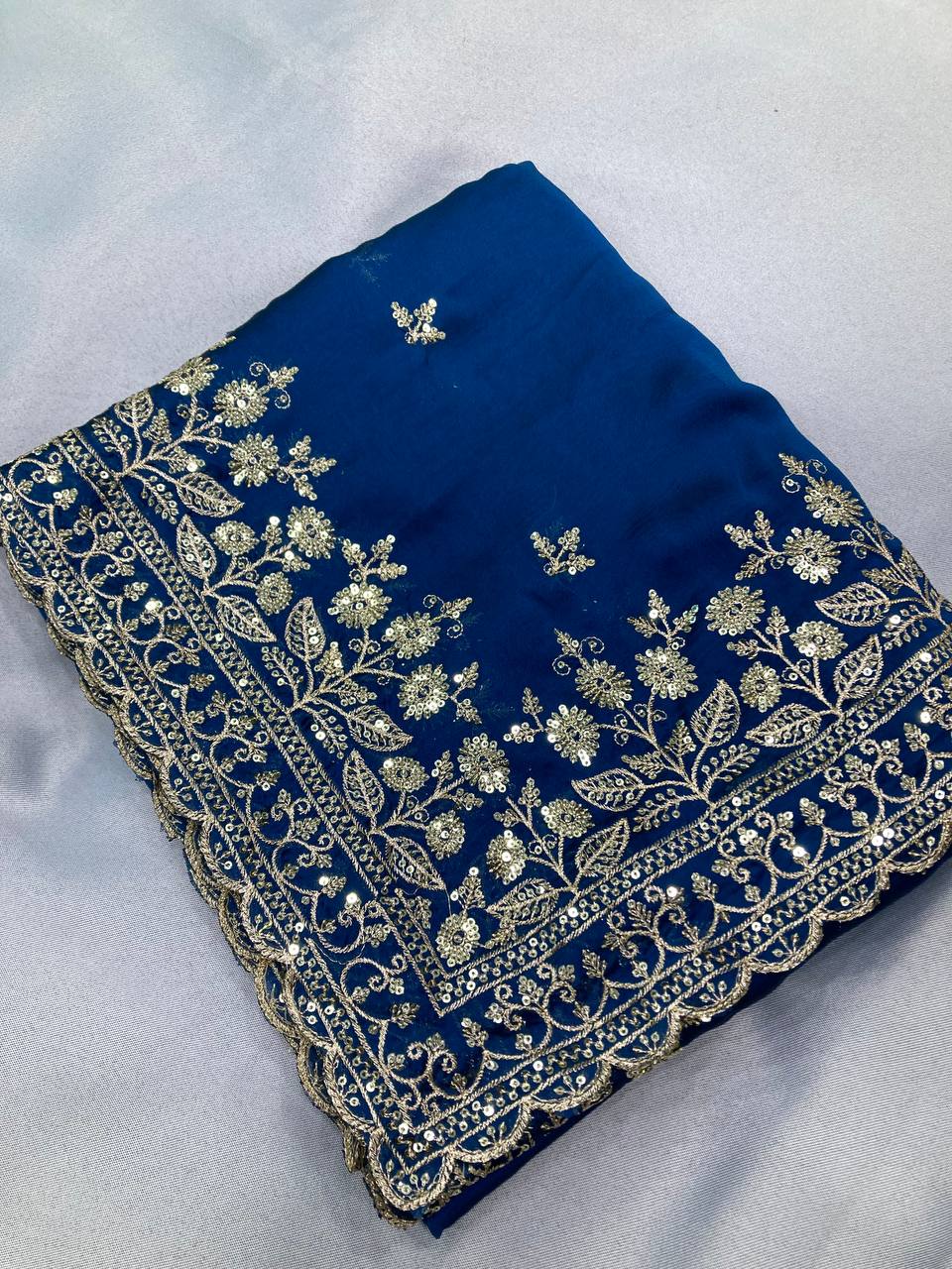 SAREE