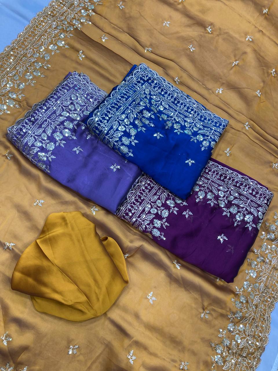 SAREE