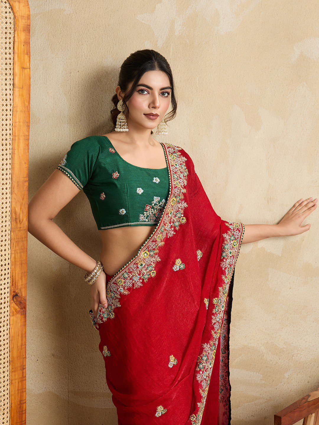 SAREE