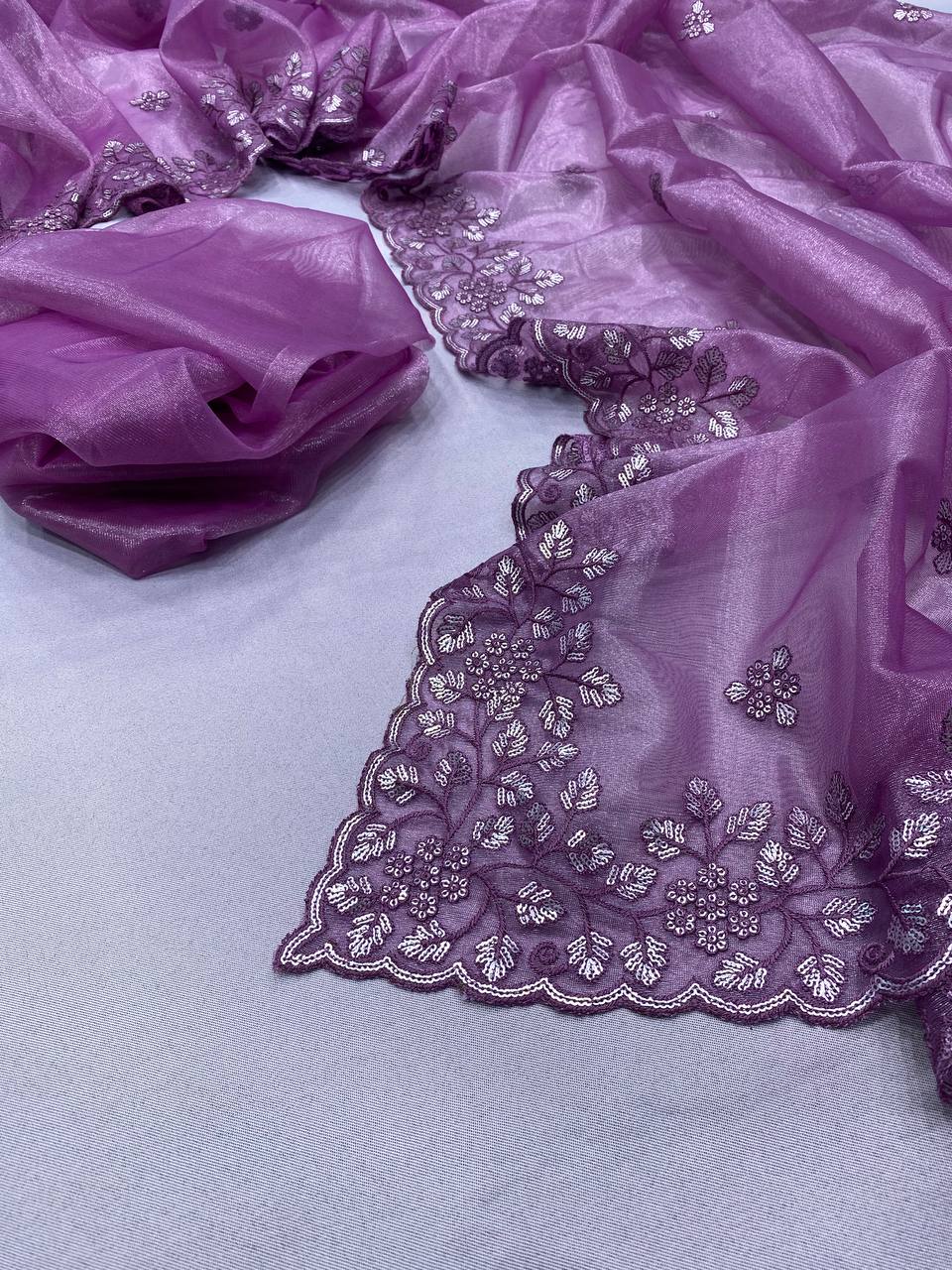 SAREE