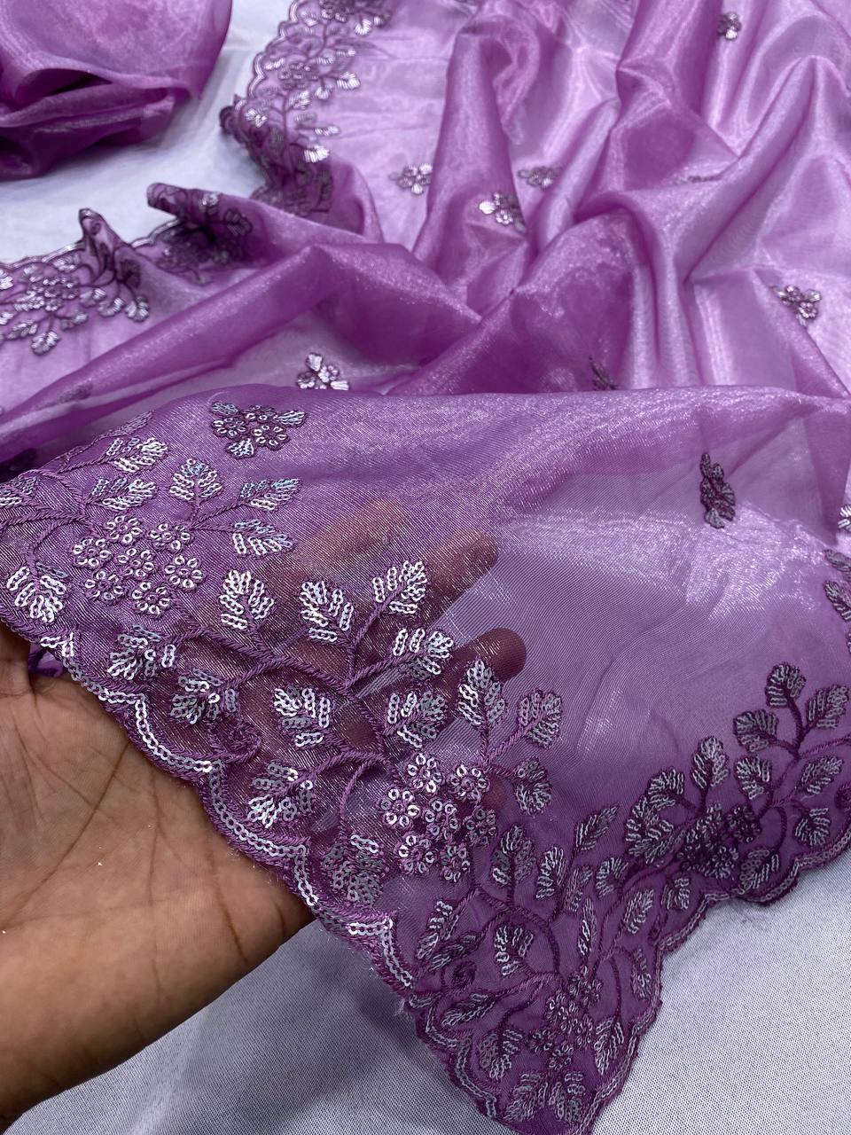 SAREE