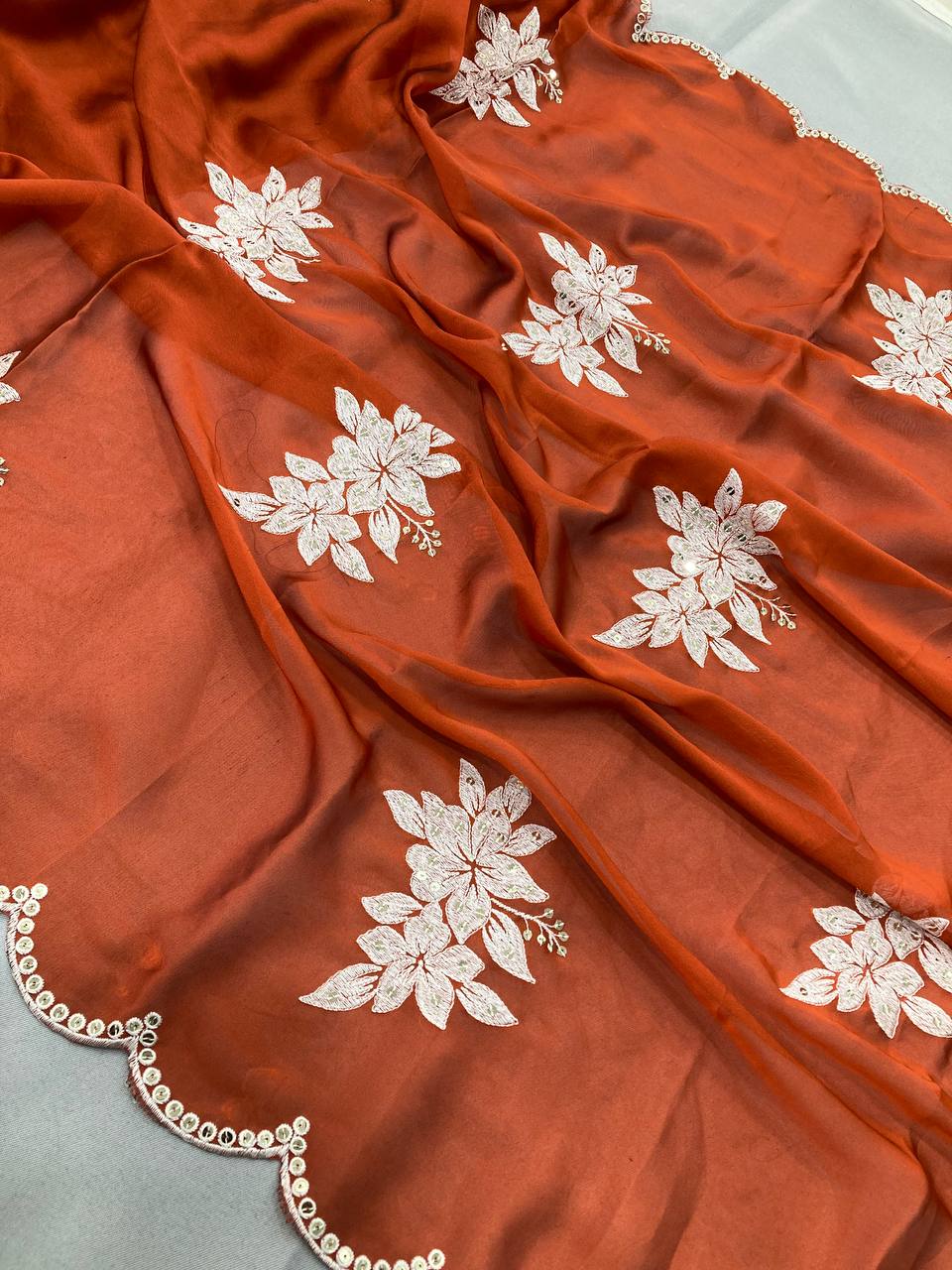 SAREE