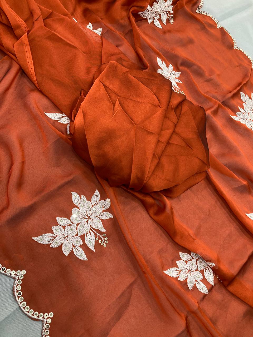 SAREE