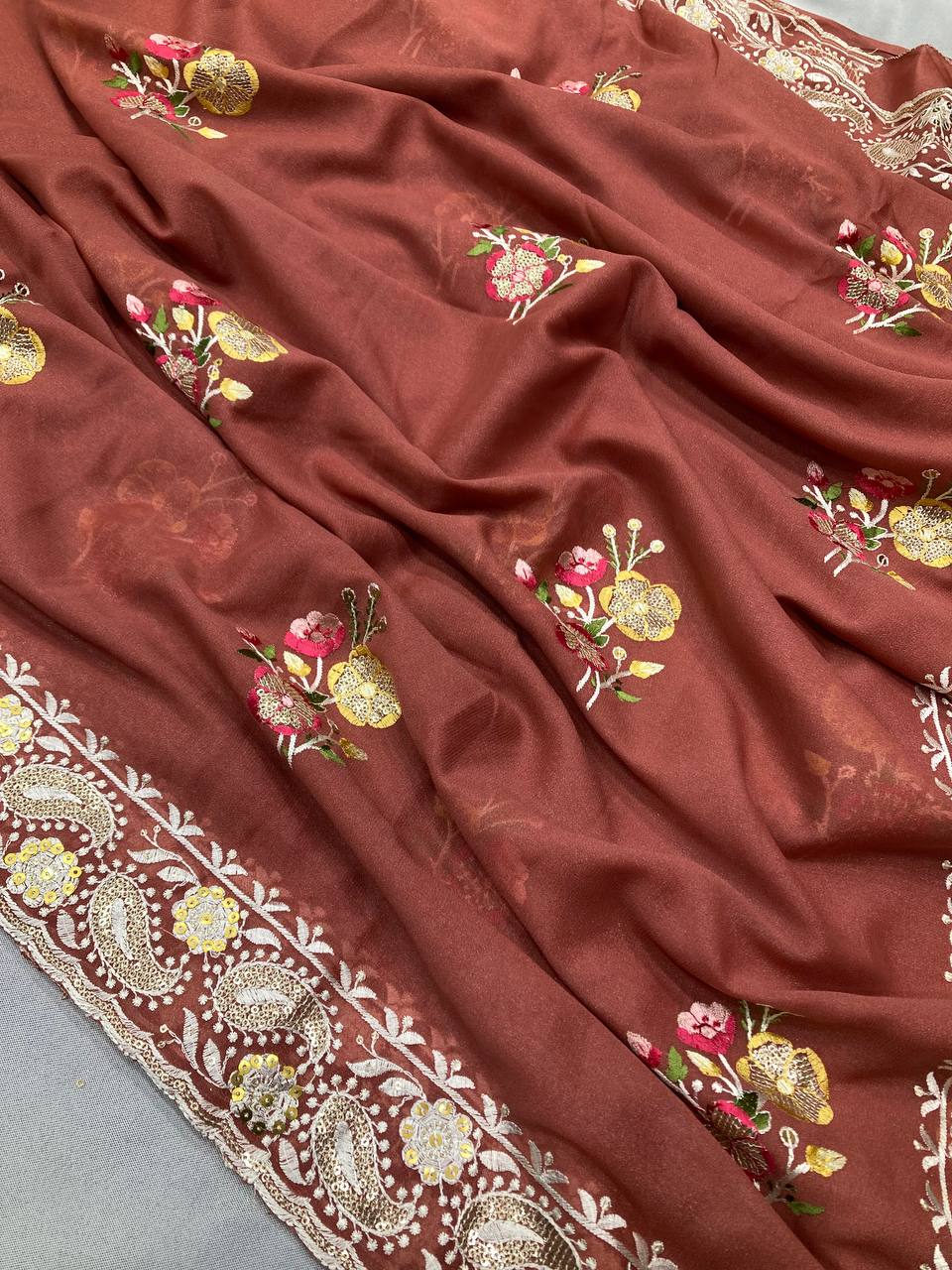 SAREE