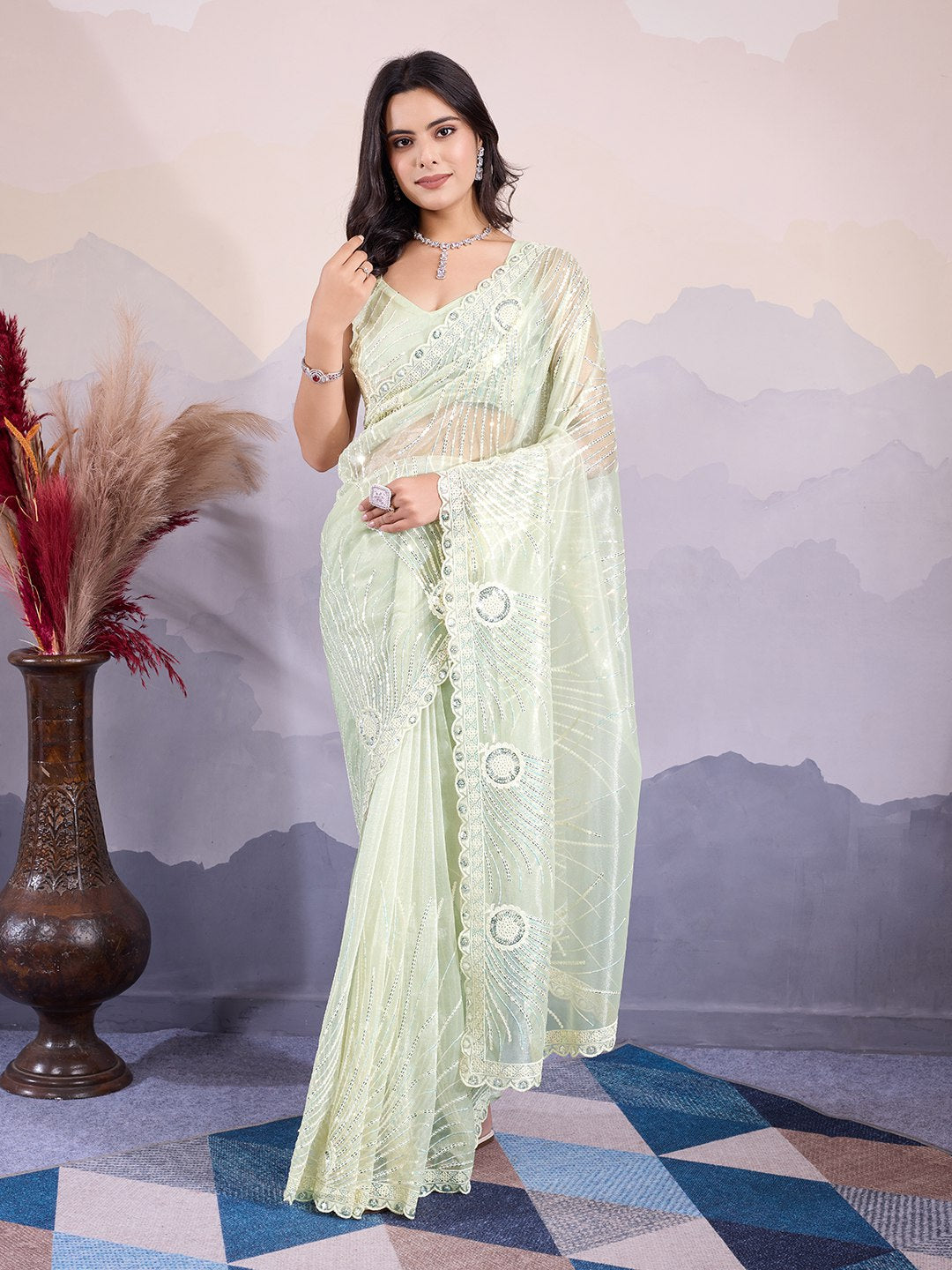 SAREE
