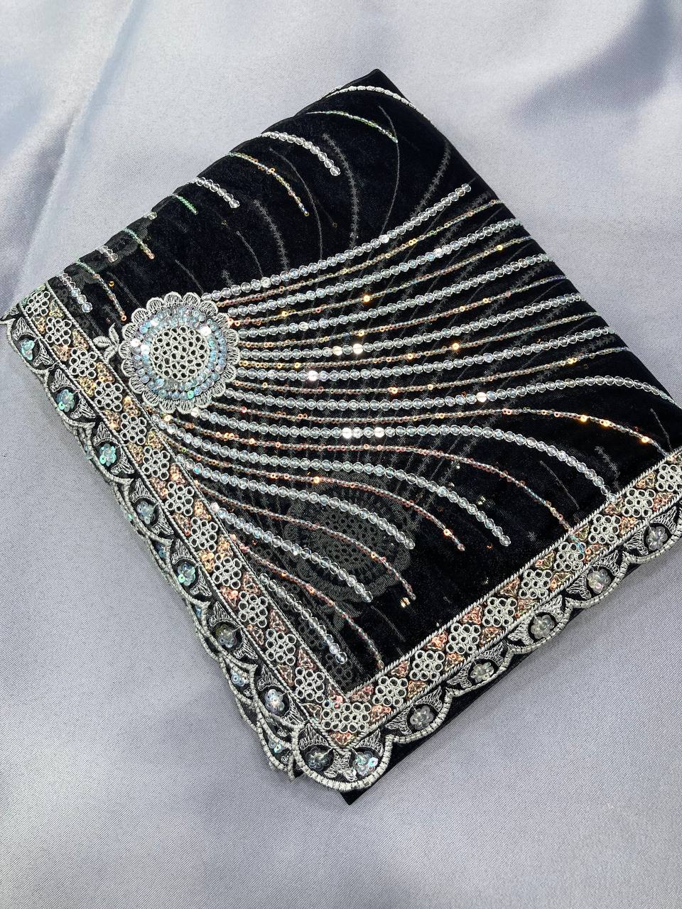 SAREE