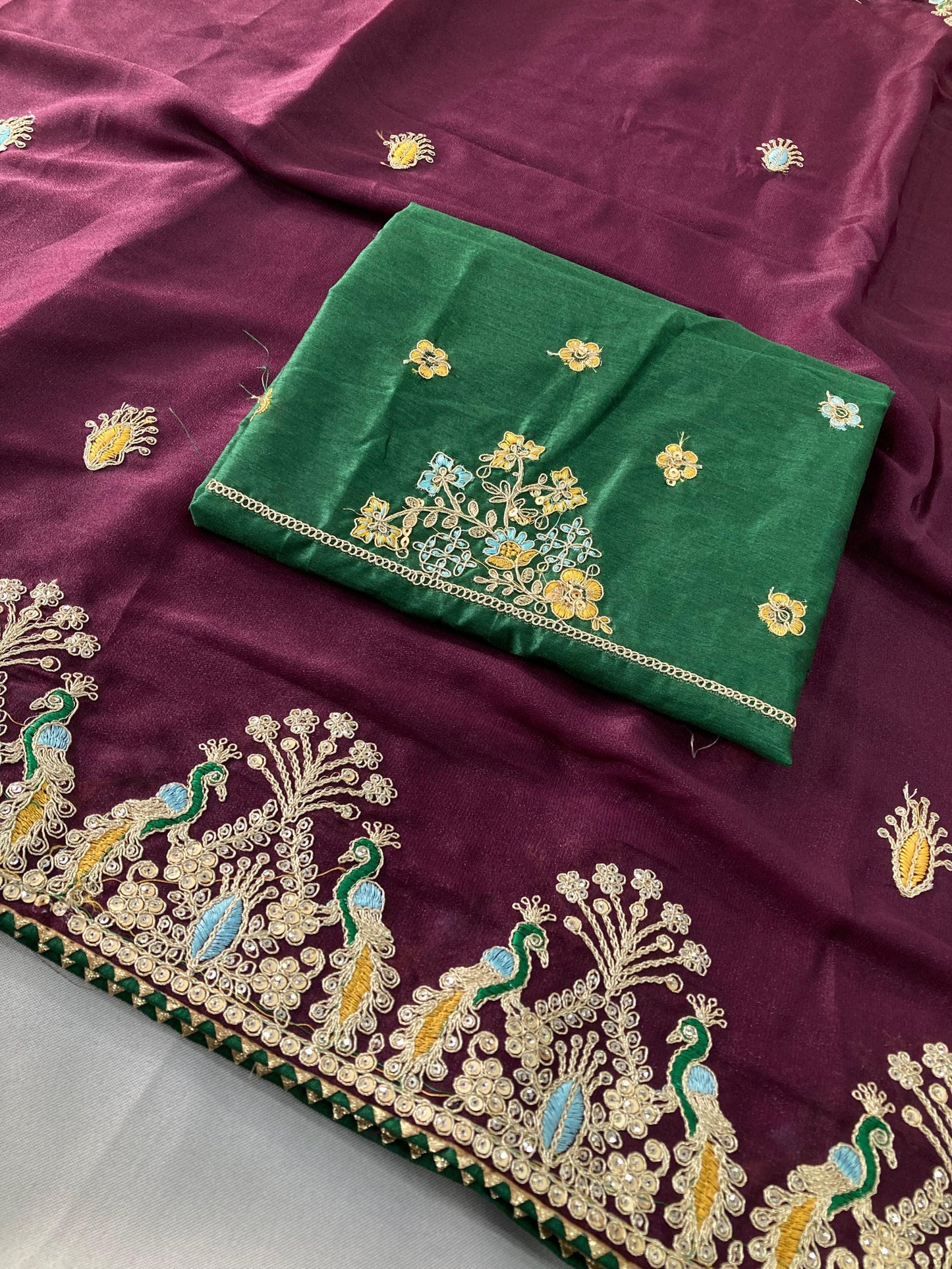 SAREE