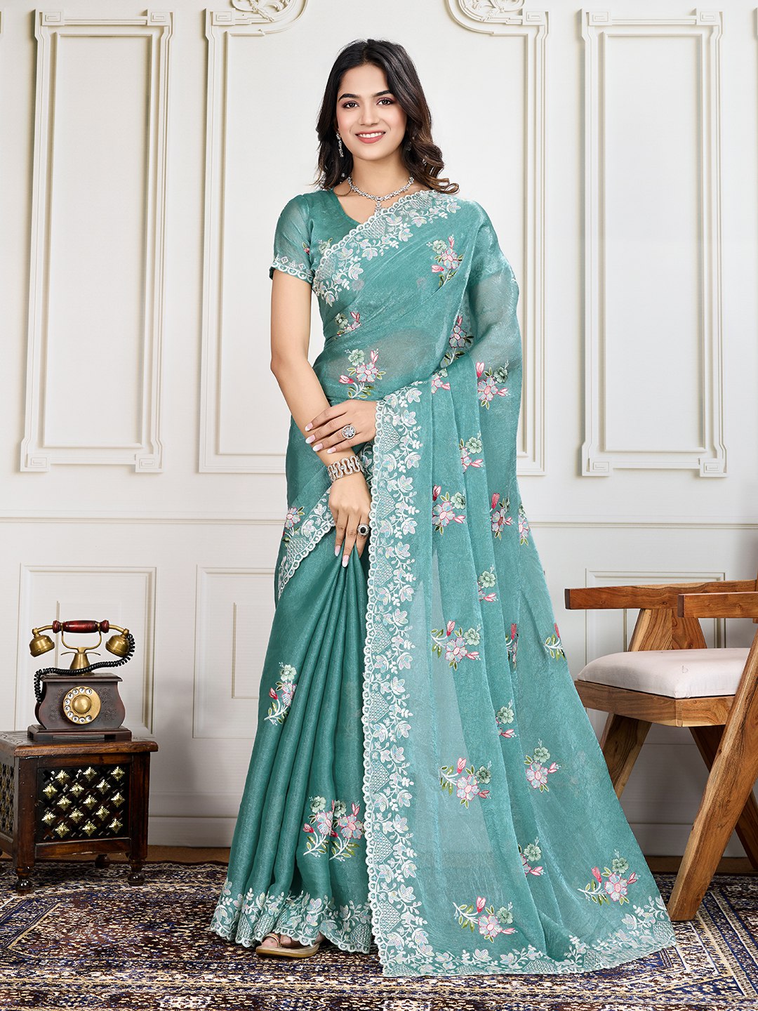 SAREE