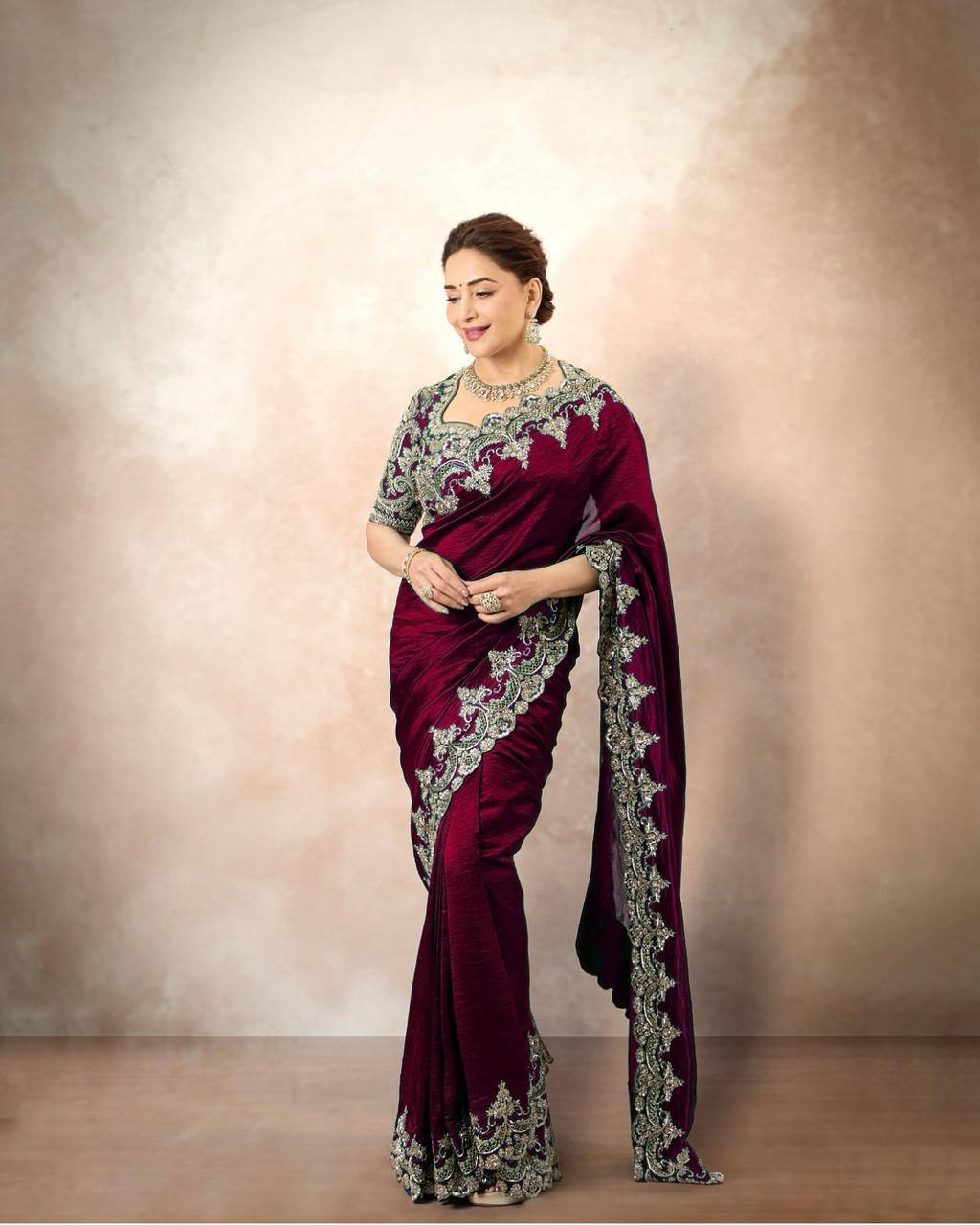 SAREE