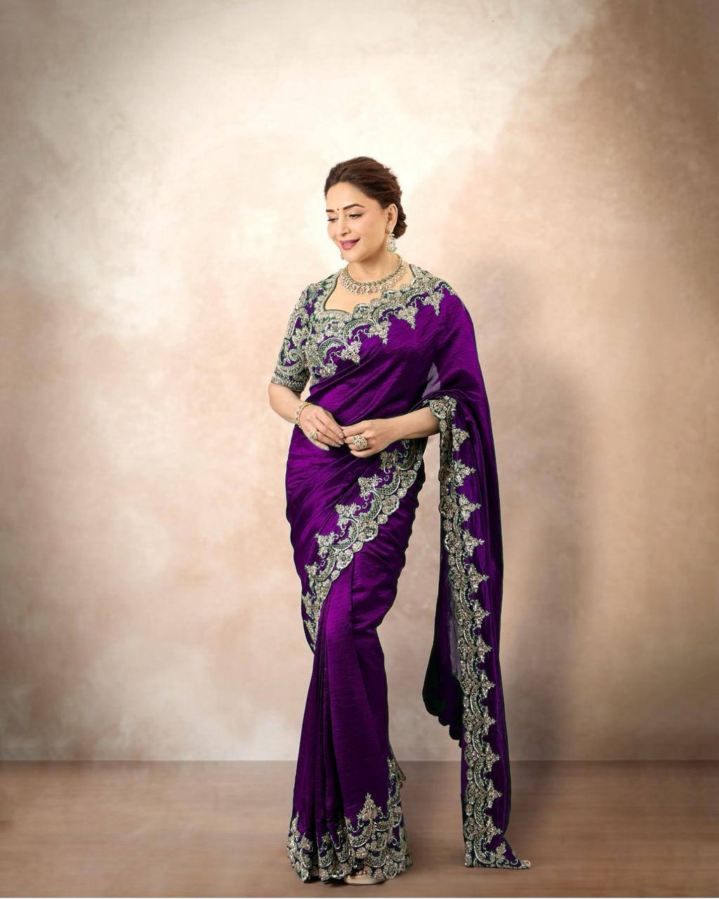 SAREE