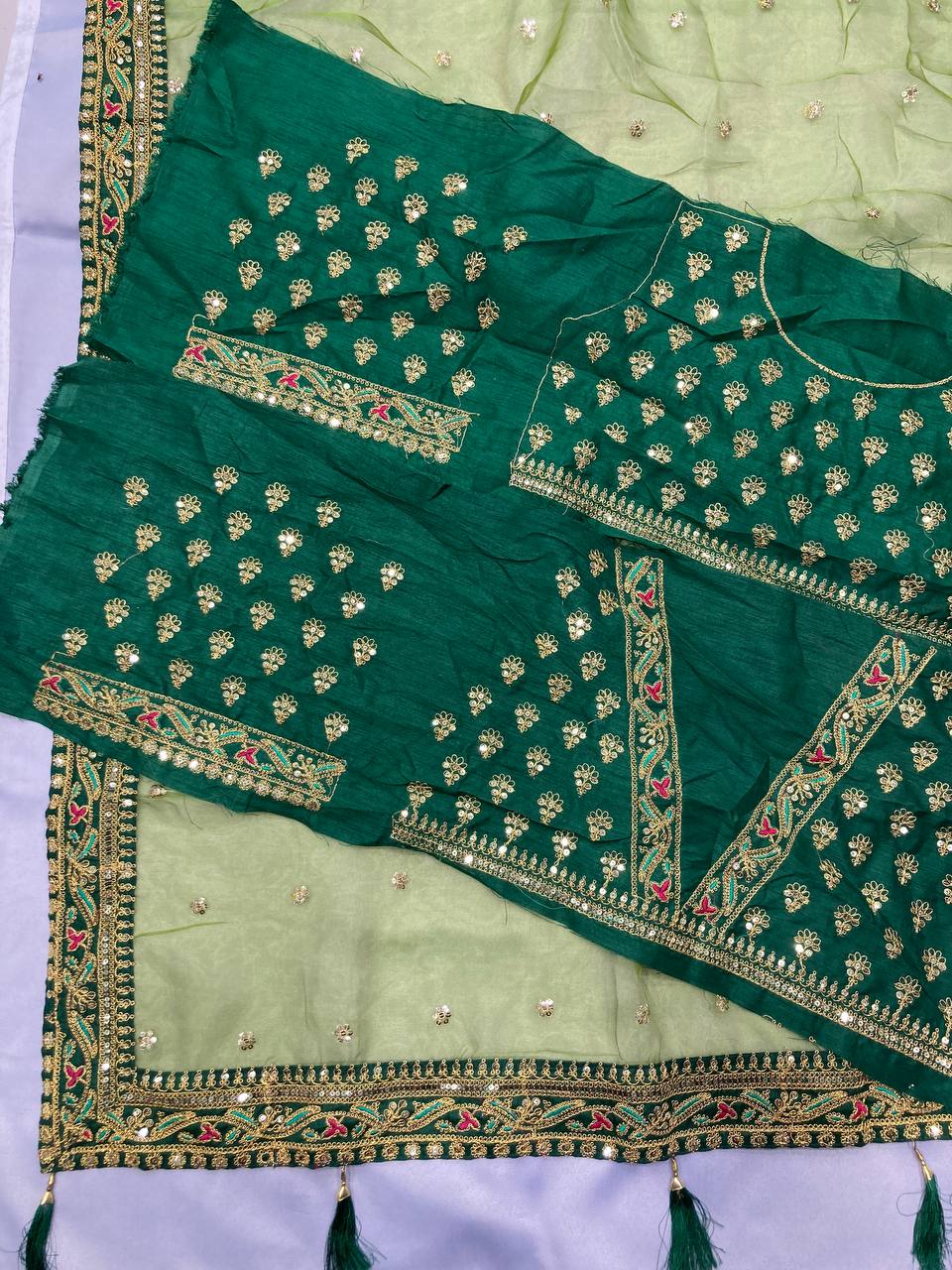 SAREE