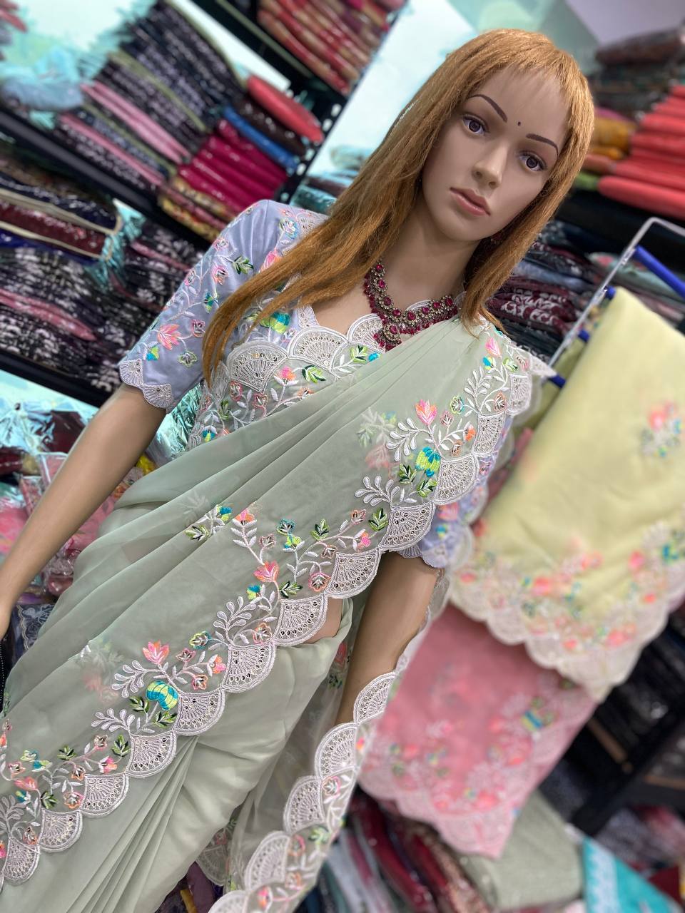 SAREE