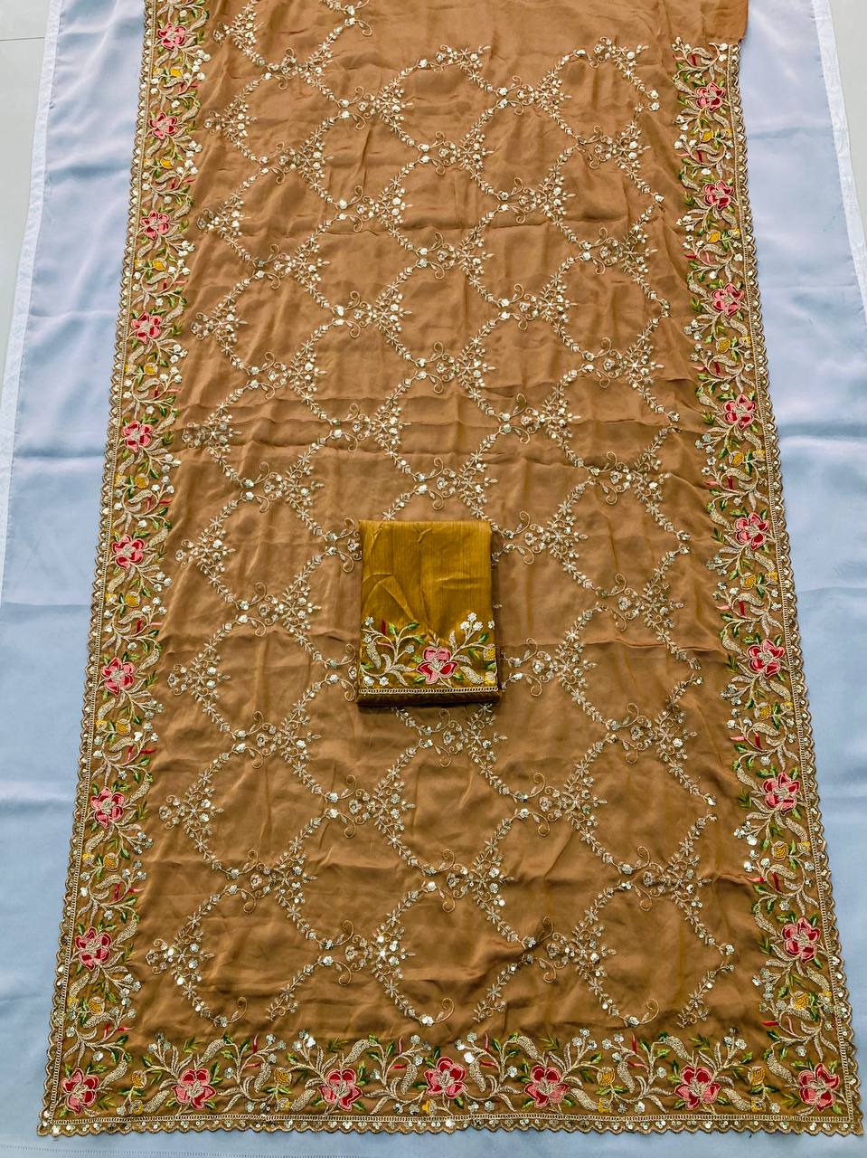 BABA SAREE