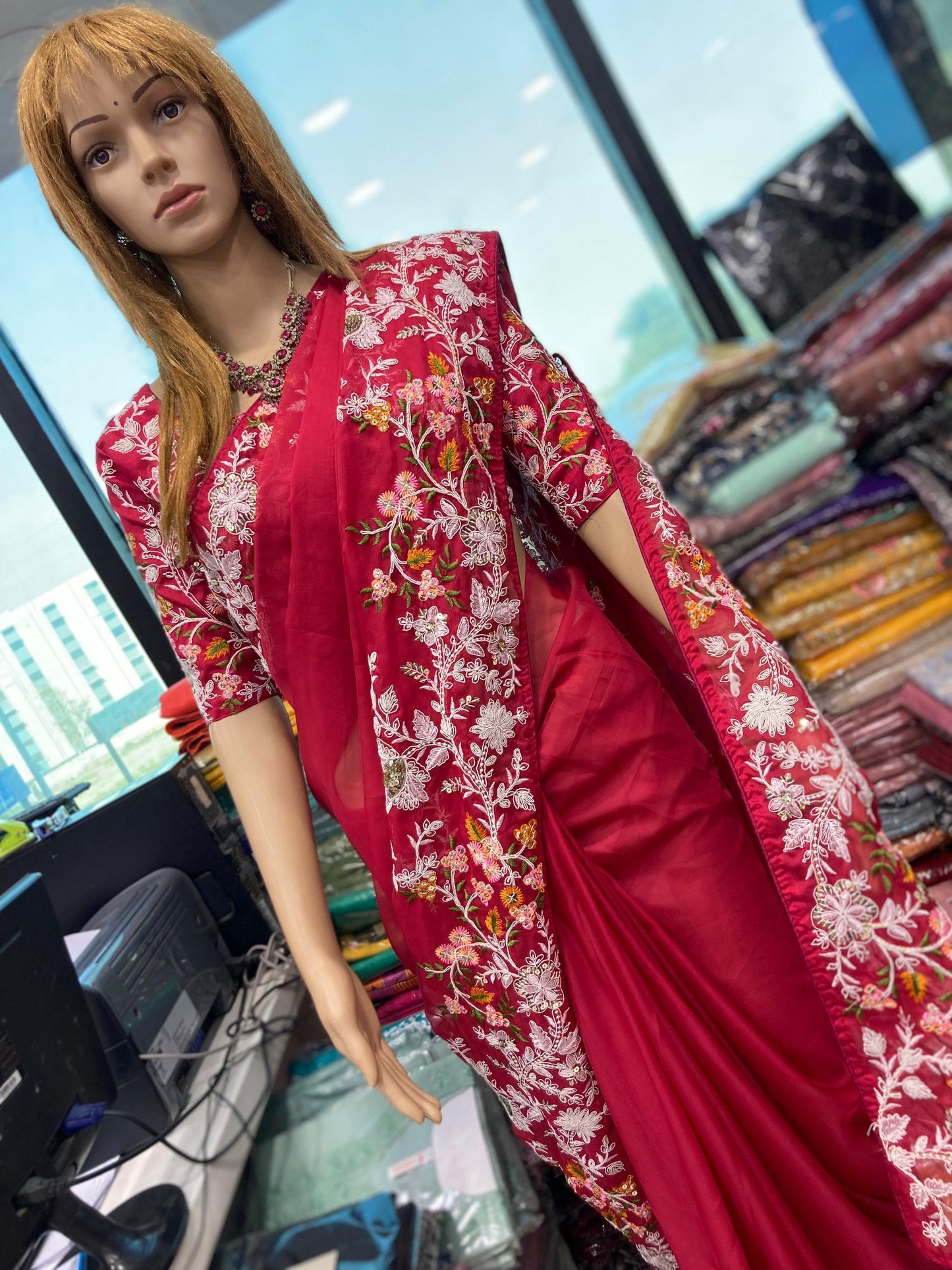 SAREE