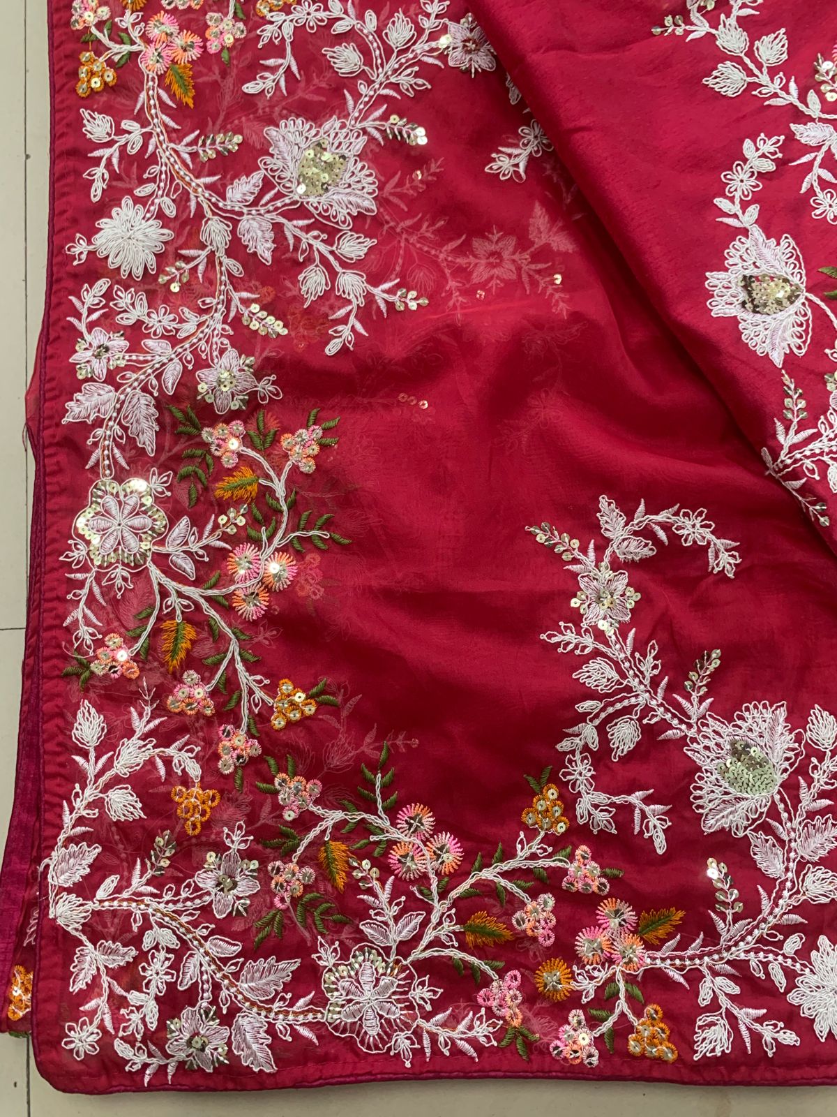 SAREE