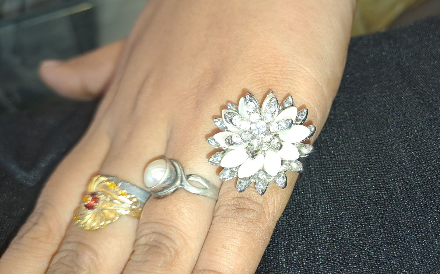 FINGER RING