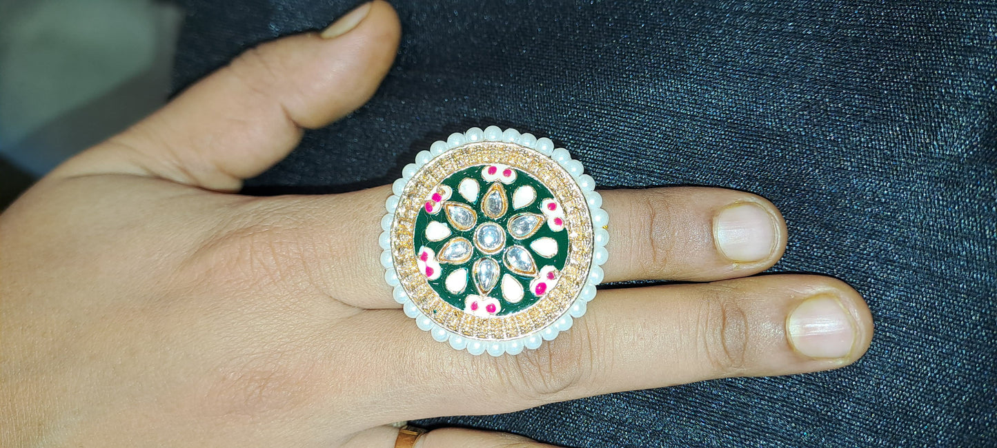 FINGER RING