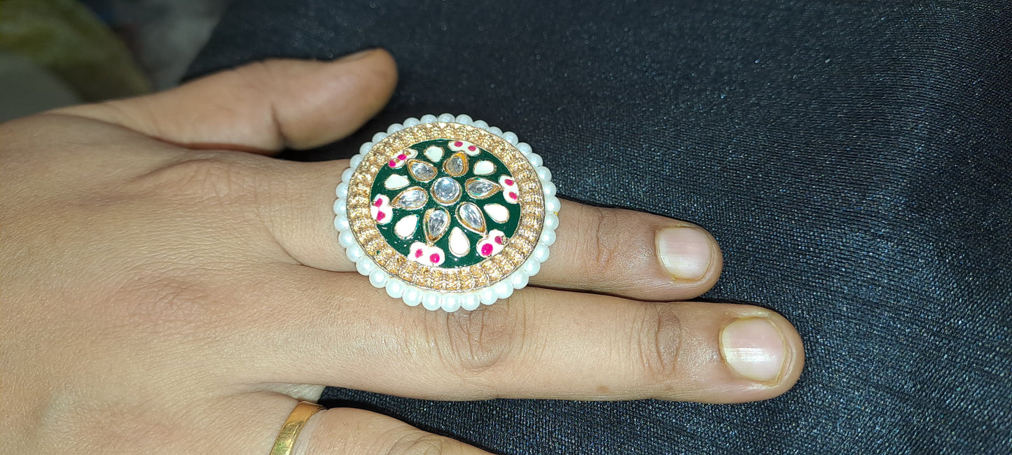 FINGER RING