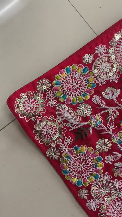 SAREE
